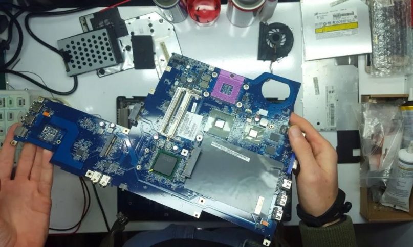 Samsung Laptop Anakart Değişimi